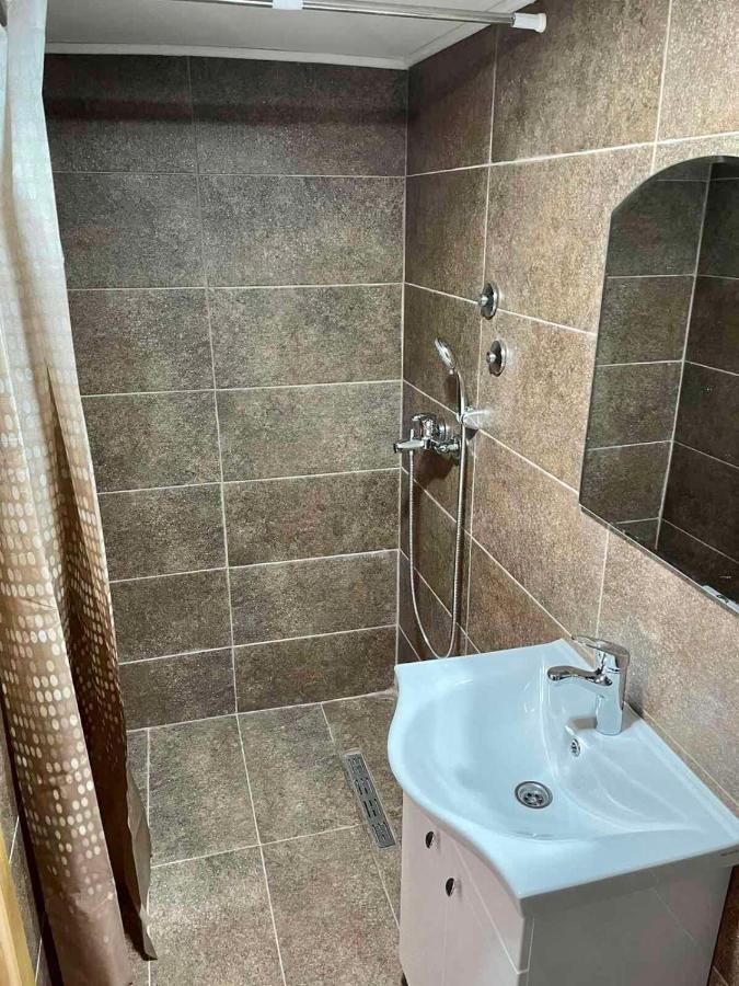 Kula Nekovic Bed & Breakfast Gusinje ภายนอก รูปภาพ