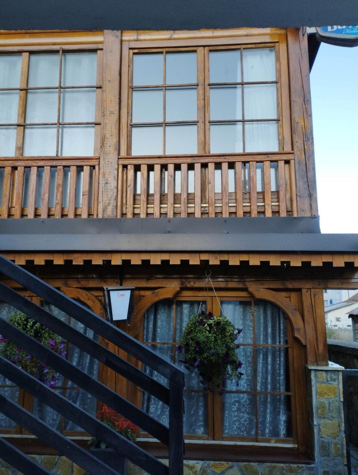 Kula Nekovic Bed & Breakfast Gusinje ภายนอก รูปภาพ