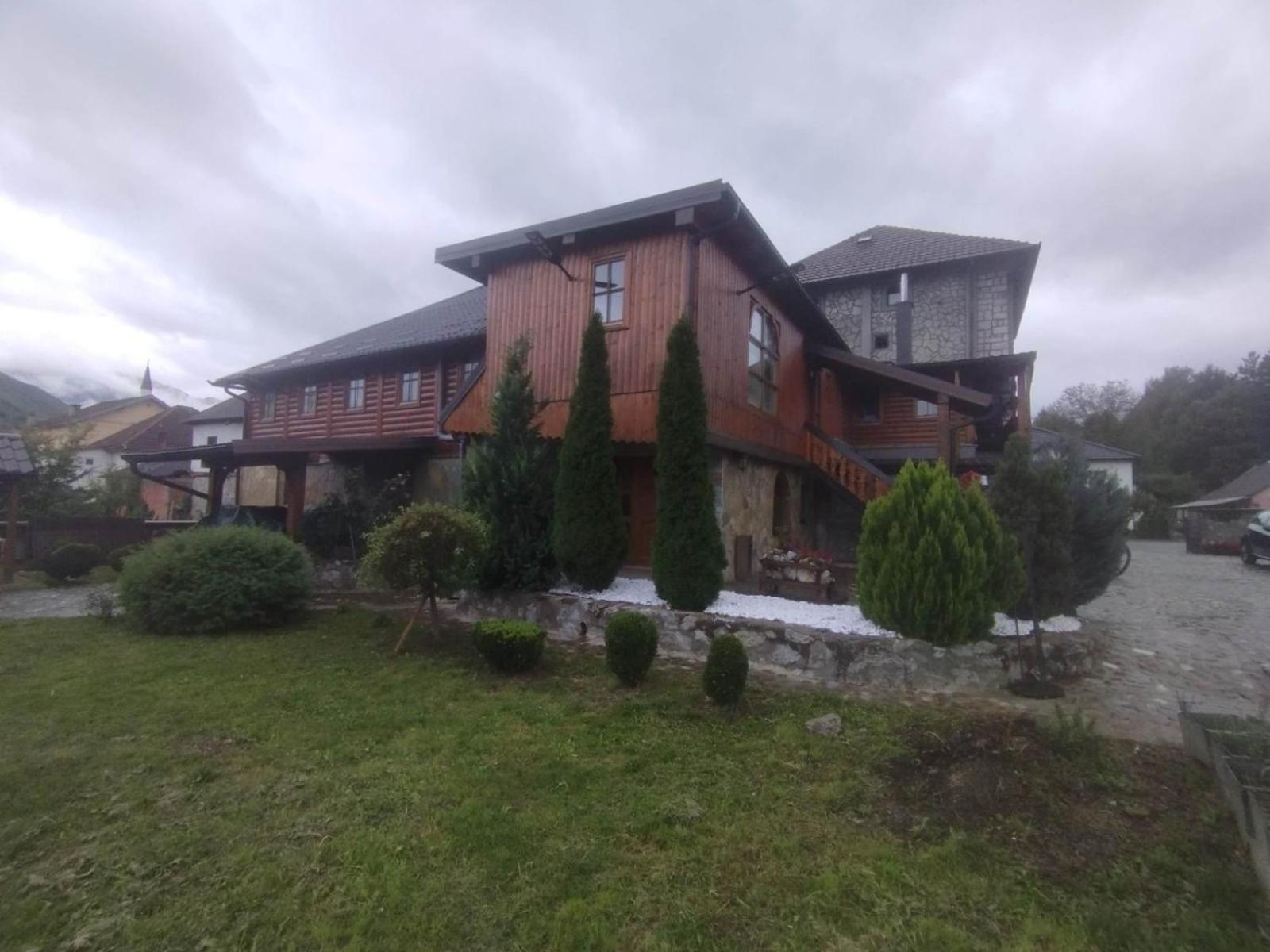 Kula Nekovic Bed & Breakfast Gusinje ภายนอก รูปภาพ